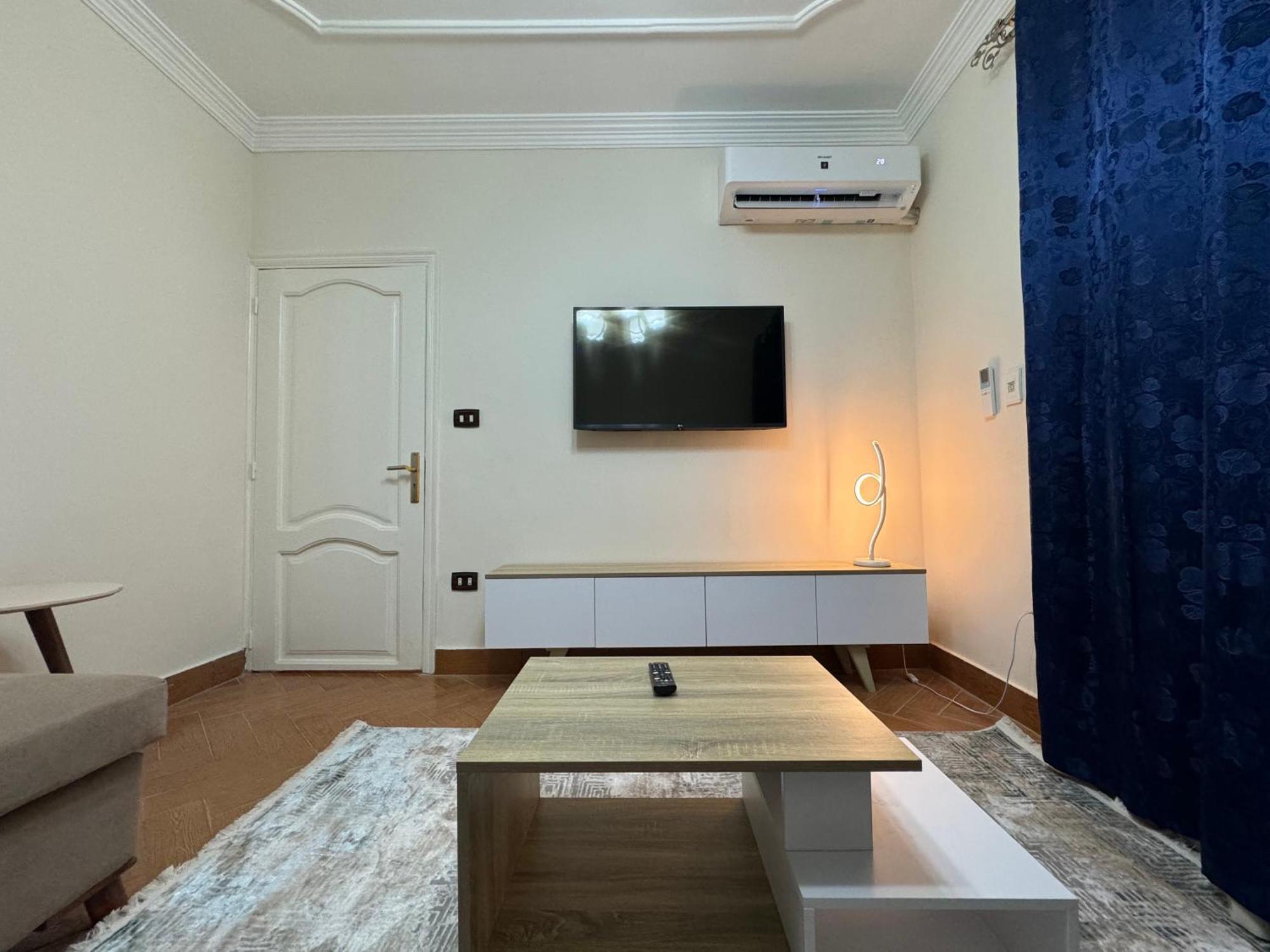 Apartment Luxury In Maadi Nile View - فاخره بالمعادي كورنيش النيل
