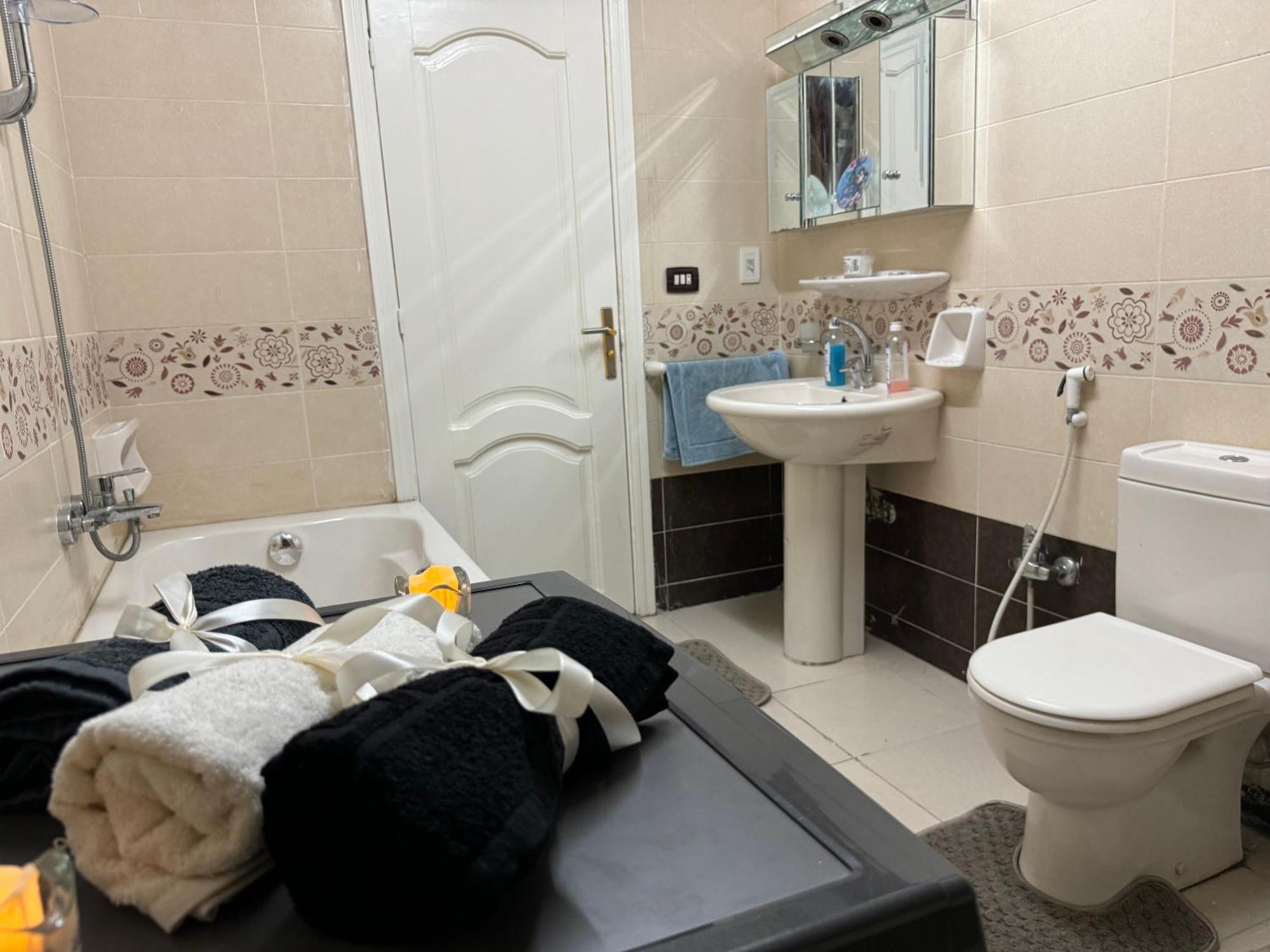 Apartment Luxury In Maadi Nile View - فاخره بالمعادي كورنيش النيل
