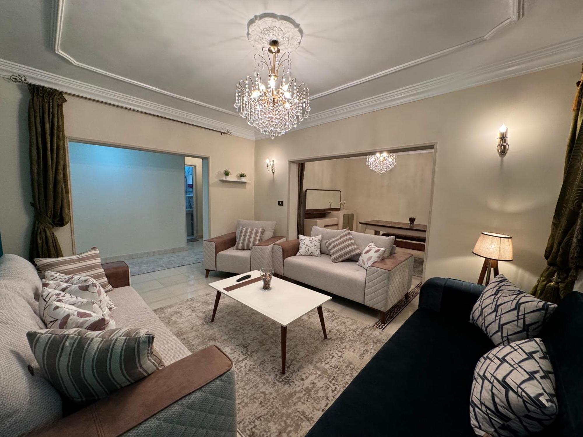 Luxury In Maadi Nile View - فاخره بالمعادي كورنيش النيل * Cairo
