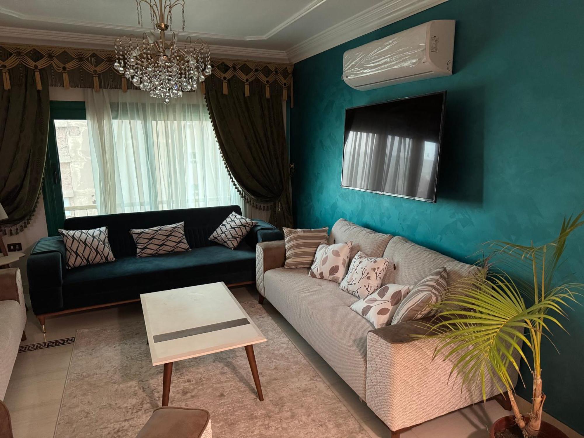 Apartment Luxury In Maadi Nile View - فاخره بالمعادي كورنيش النيل *