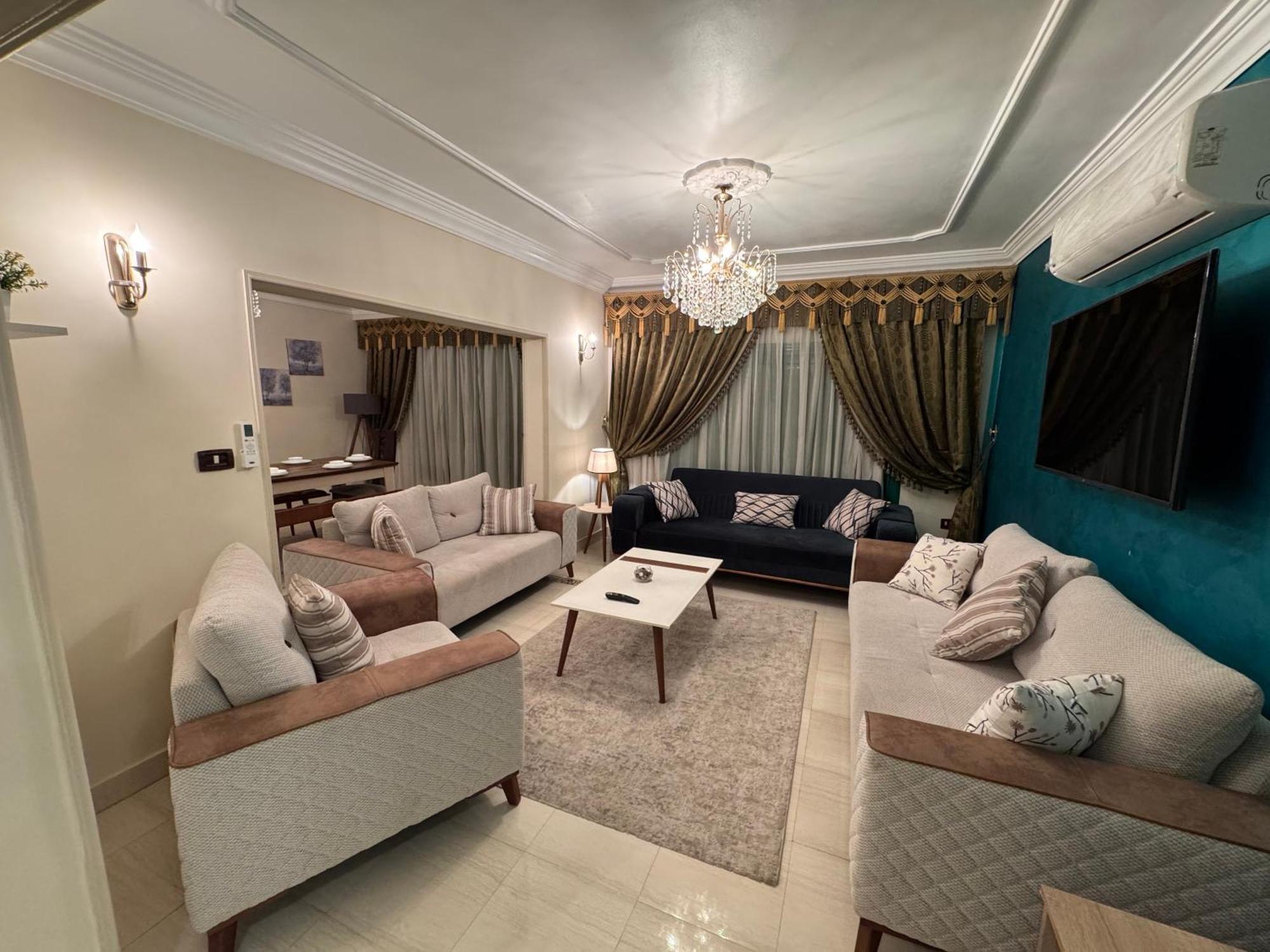 Luxury In Maadi Nile View - فاخره بالمعادي كورنيش النيل Apartment *