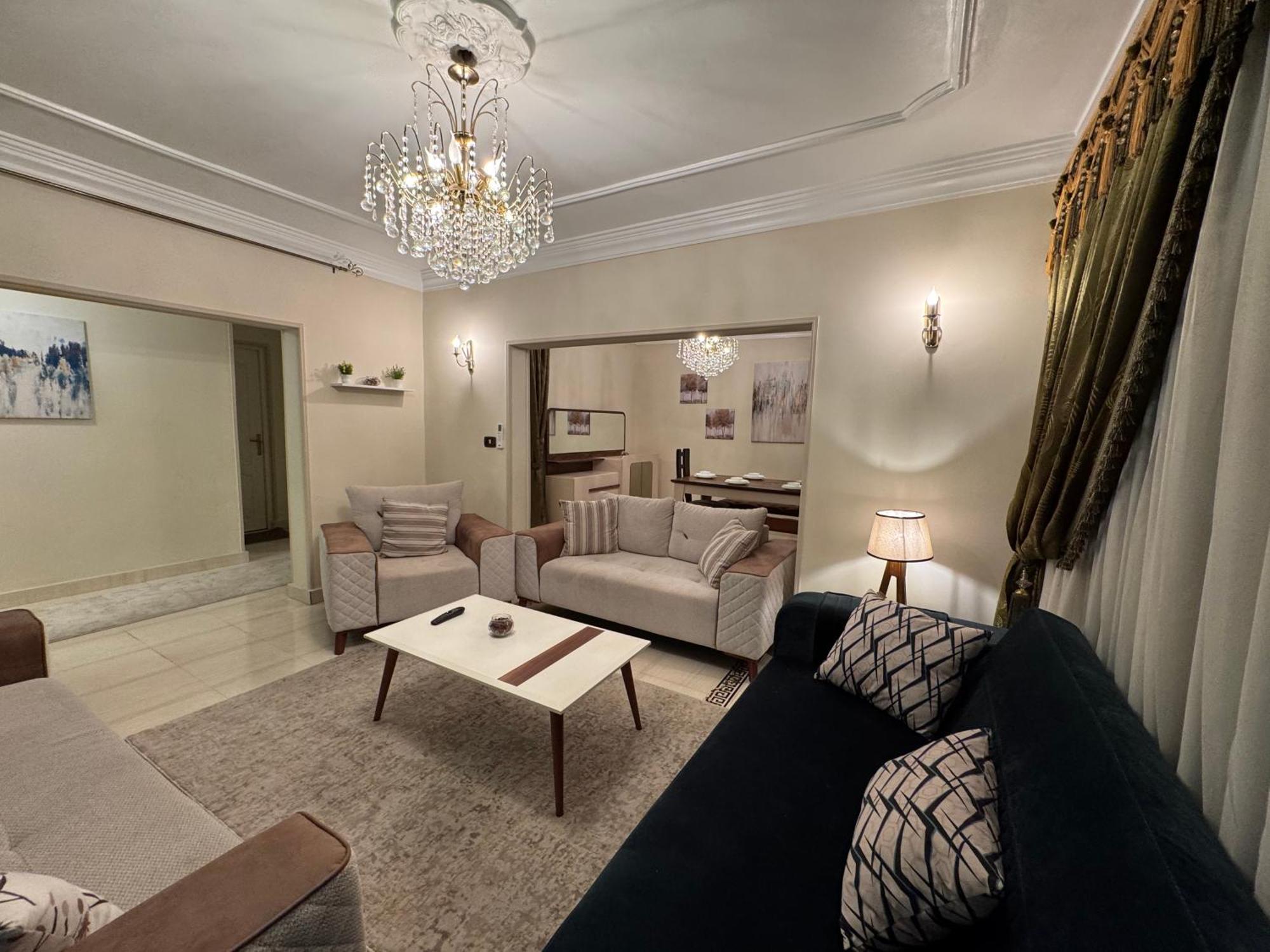 Luxury In Maadi Nile View - فاخره بالمعادي كورنيش النيل Apartment Cairo